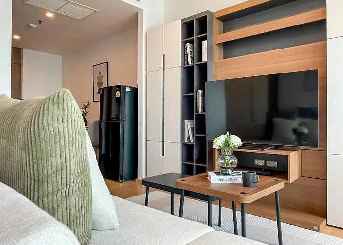 250 M To Bts L Spacious 42 Sqm L Pool And Steam Appartement Bangkok