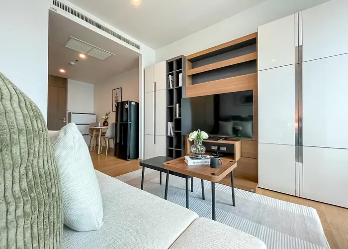 250 M To Bts L Spacious 42 Sqm L Pool And Steam * Bangkok
