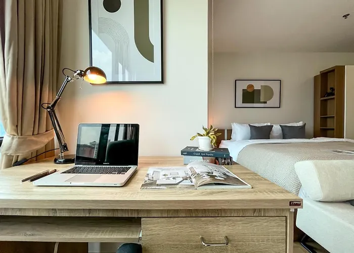 250 M To Bts L Spacious 42 Sqm L Pool And Steam Bangkok